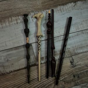 Five Harry Potter Wands